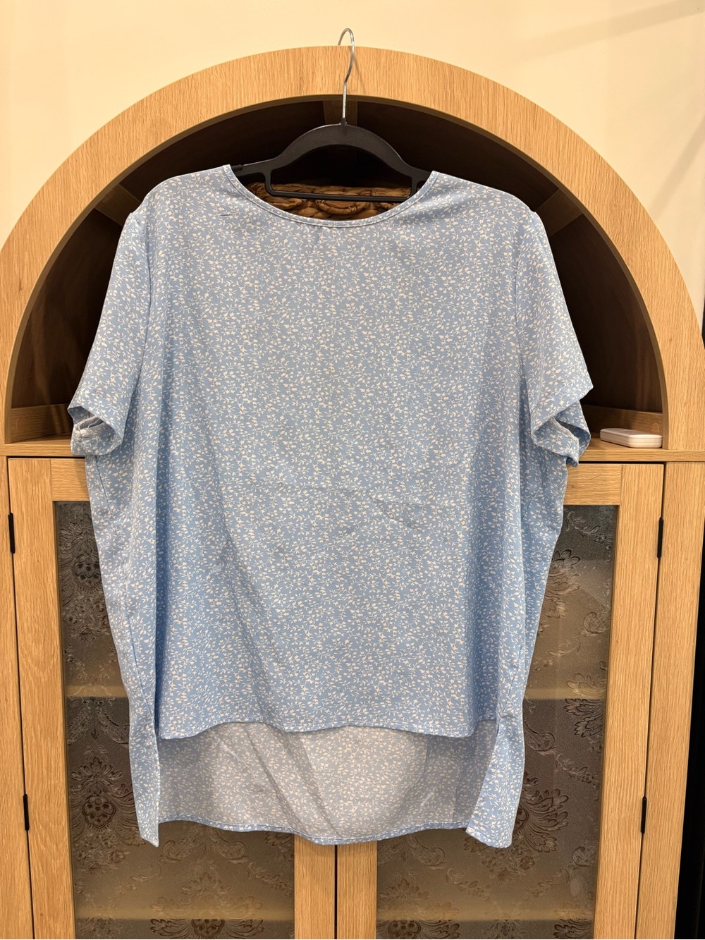 SHEIN Light Blue Floral High-Low Blouse